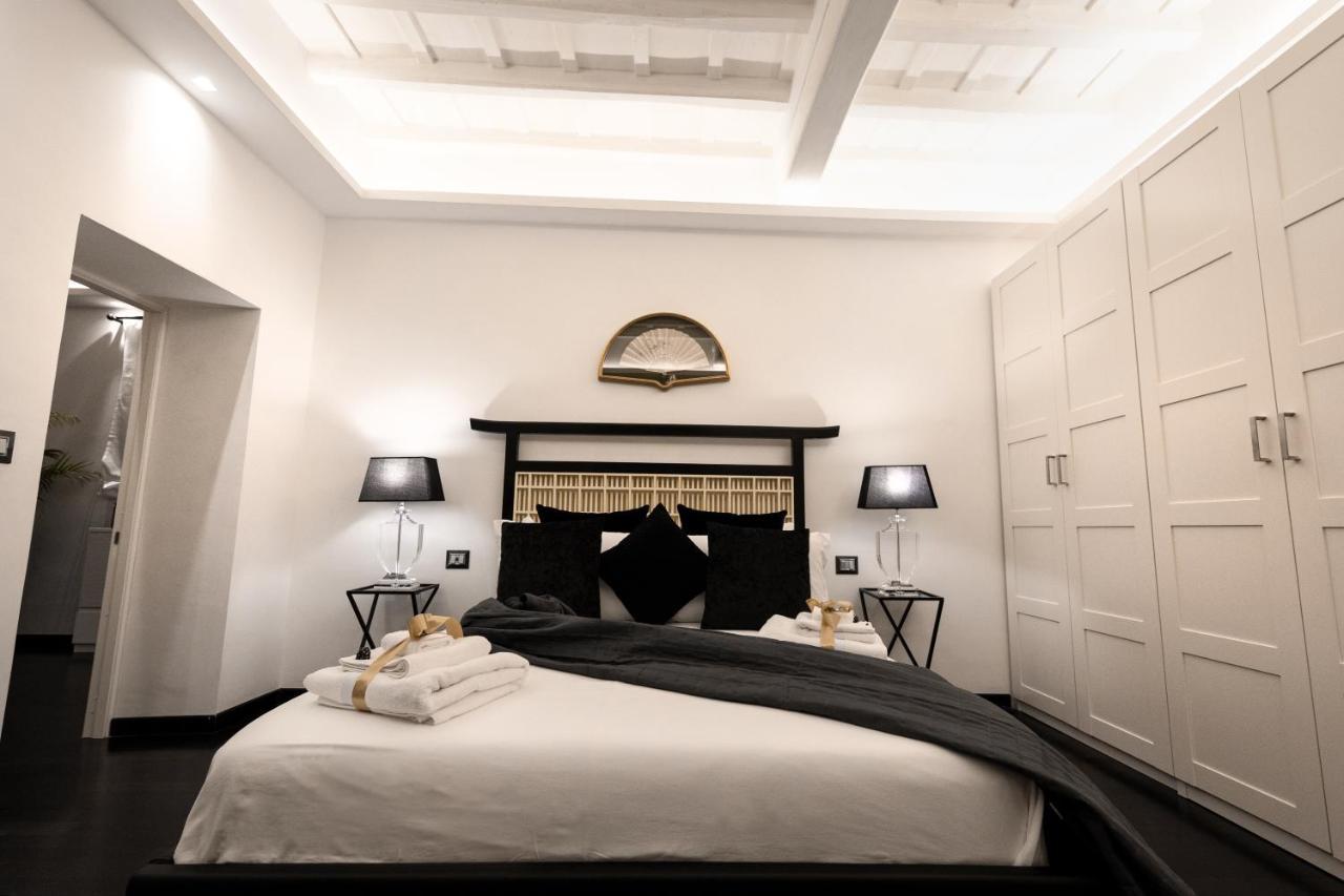 Barcaccia Luxury Suites Рим Екстериор снимка