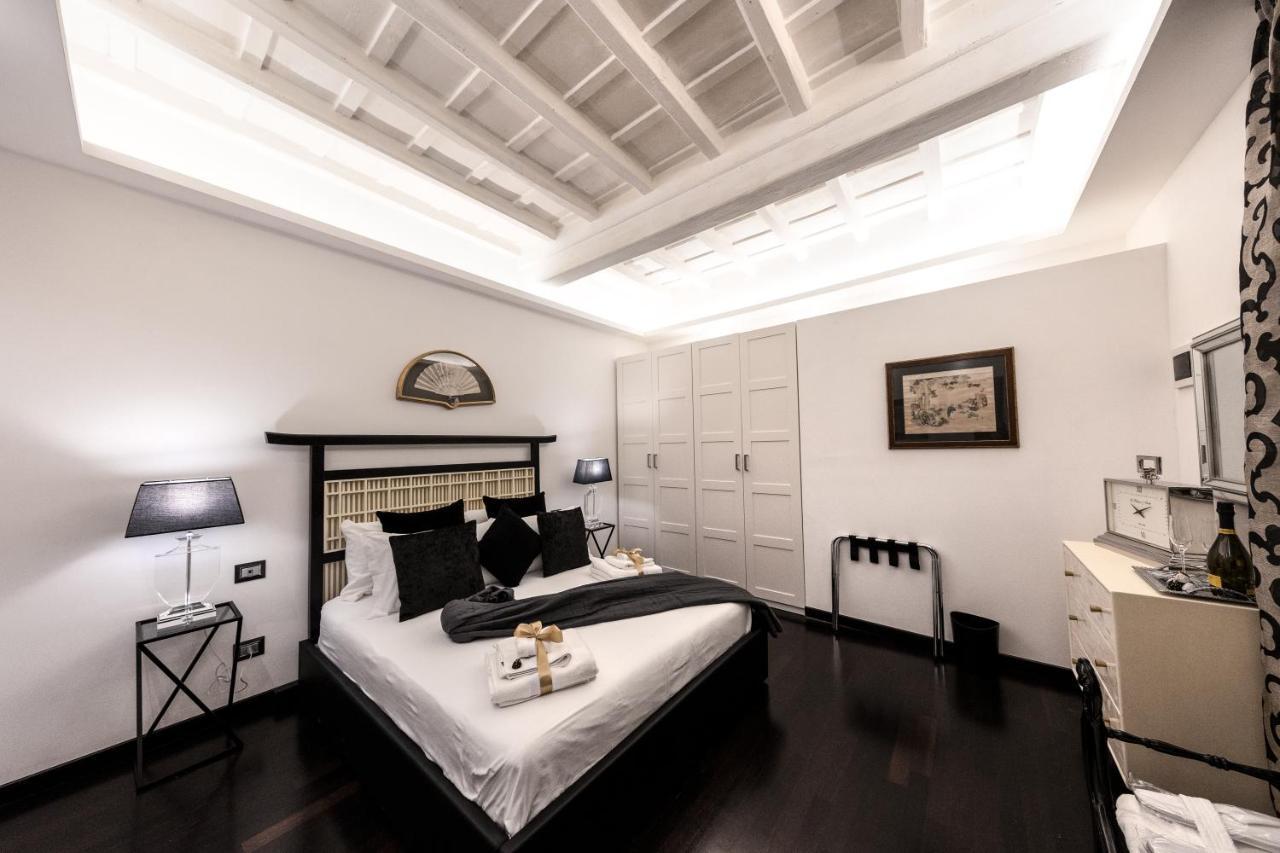 Barcaccia Luxury Suites Рим Екстериор снимка